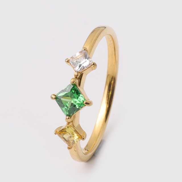Stainless Steel Fashion Ring with Square 5A Zircon